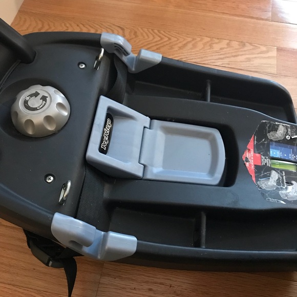 Peg Perego Viaggio 4-35- Great condition! - Picture 4 of 5